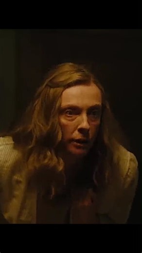 Toni Collette delivers one of the most unforgettable performances of modern cinema in Hereditary. Her raw intensity in this scene isn’t just in the words, it’s in the sharp shifts of her voice, the unflinching expressions, and the tension in her body language. Every detail amplifies the sense of dread, proving how much power lies in an actor’s complete physical and emotional commitment. #hereditary #ariaster #tonicollette #alexwolff #horror #horrorfilms #movies #moviescenes #scenes #films #a24 #