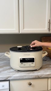 Two pots are better than one! With the MultiMeal Multicooker, sear, saute, or slow cook two different recipes together, and have them finish at the same time. | The Crockpot Brand