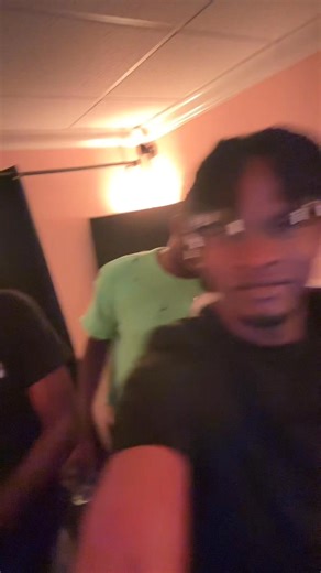 Fatima mwen vle di w kè se yon onè pou mwen pou m chante ak yon atis tankou w, mwen pa regrèt yon fwa kè mwen te chwazi w , ou bay tout ou menm nan pwojè a . Mèsi Anpil Anpil Anpil 😍❤️ LANMOU BÈL ❤️😍 | Pierre Jean Haiti