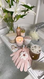 Ringing in the summer vibes with a coconut milk bath & a toasted coconut iced latte ☕️🤍🥥🌸🫧 🧴 beauty product details: @herbivorebotanicals coconut hydrating milk bath soap @etsy a labor of love shop hawaiian bath bomb @theouai st barts body creme @sheamoisture daily hydration body oil #selfcare #selfcareroutine #selfcaresunday #bathbomb #bathtime #bathroutine #baththerapy #girltherapy #summeraesthetic #asmr #asmrrelax #pinterestaesthetic #ａｅｓｔｈｅｔｉｃ #softgirl #softgirlaesthetic #justgirlythin