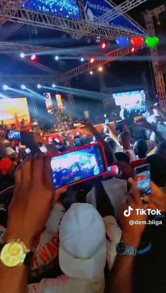 Le plus grand concert au Burkina Faso avec Floby