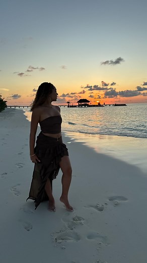 Tiana | i must be dreaming.. 🏝️ #reels #explore #maldives #beach #trending #holiday | Instagram