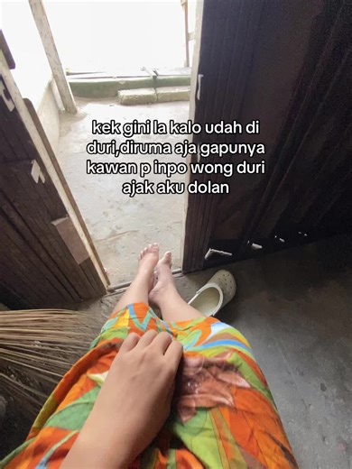 Lagu Duri Duri: Versi Cewek dan Liriknya