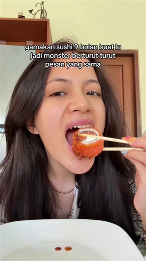 demi apapun ini makanan gue udah berhari hari | sushi