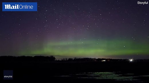 Stunning footage of the Northern lights dancing across sky from North Dakota