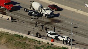 5 injured in crash after DPD chase on I-225