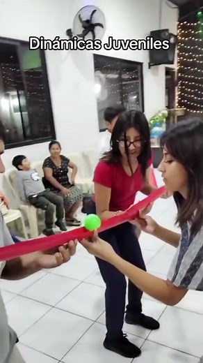 Dinámicas Juveniles para Celebrar la Fe Cristiana