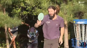 The risk pays off for James Conrad as he cards the eagle on Hole 14 🦅 | Disc Golf Pro Tour