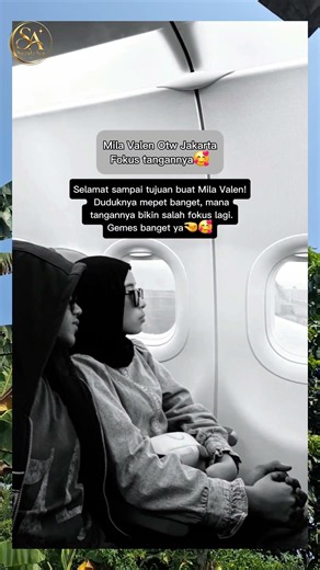 MILEN Duduk Berdua di Pesawat, Fokus ke Tangannya! ✨#shorts #milen #valenda7 #milada7 #trending