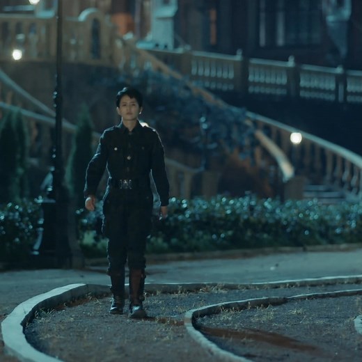 225K views · 8.1K reactions | Cinderella was very angry Drama：烈火军校 Arsenal Military Academy #chinesedrama #hotdrama #烈火军校 #ArsenalMilitaryAcademy | 热剧联播 | Facebook