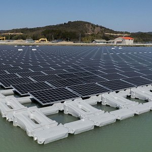 [Hot Item] Solar Panel Floating Mounting Structure Water Solar Panels Platform Floating Mounting System