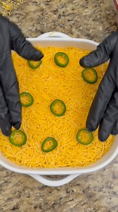 51K views · 176 reactions | Easy Baked Cream Cheese Salsa Dip! 襤燎 #cheese #creamcheese #salsa #dip #chips #easyrecipes #recipes | Foody Fetish | Facebook