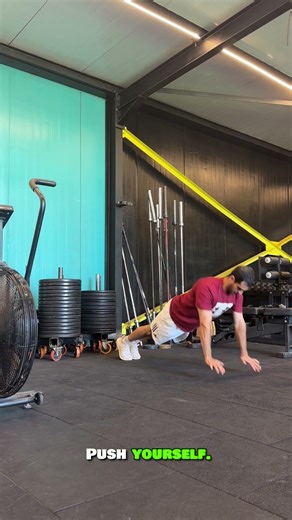 How to do Explosive Push ups exercise 🛡️