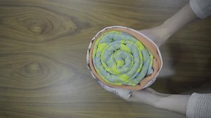 Hate your clothes getting creased when packing? Try this easy trick... READ MORE: http://uk.goodho.us/22LmxQc | Good Housekeeping