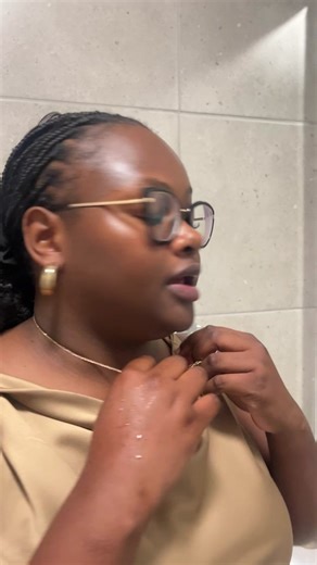 night routine >> smelling like all things vanilla 🥹🤍. I hope you that you had w great day mates, nightttyy! #gracemondlana #skincareroutines #nightdoneright #nightroutine #thatgirl #journaling #shower #bedtime #habits #cleangirlaesthetic