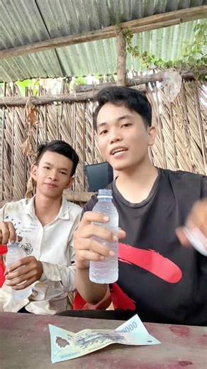 Solo challenge: Drink an entire bottle of water in 1 second.
