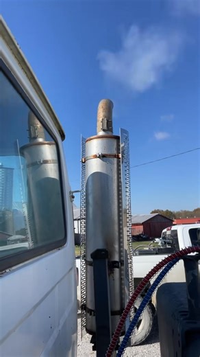 1.6K views · 24 reactions | Cold start on Grayce #macktruck #Rmodel | The Popcornfarmer | Facebook