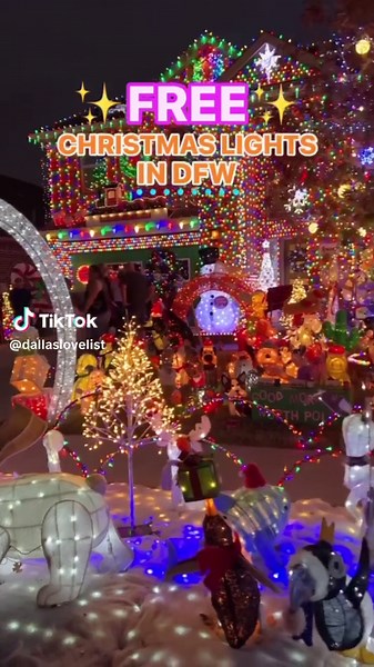 ✨🎄THINGS TO DO IN DFW THIS HOLIDAY SEASON 👉 // LOOK AT FREE CHRISTMAS LIGHT DISPLAYS ALL OVER DFW // TAG WHO YOU’RE TAKING WITH YOU✨🎄 #DallasLoveList // We just love the holidays, so we figured we’d put you on a few of our favorite FREE light displays you have to check out!✨ OUR FAVORITE DFW CHRISTMAS LIGHTS👇 📍 Highland Park Lights 📍 Deerfield Lights 📍 Interlochen Lights 📍 Burkman Holiday Home 📍 @vitruvianpark Lights Save this post for your next holiday night out and… Add it to the Holi