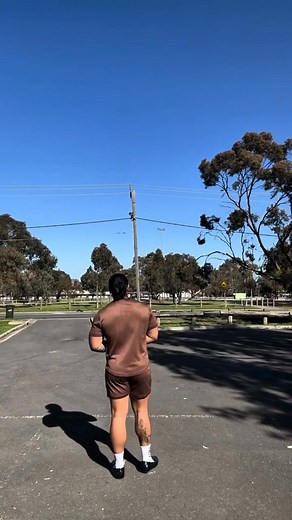 IG model gets roasted 💀 #comedy #skits #Model #IG #roast | Safar Bros