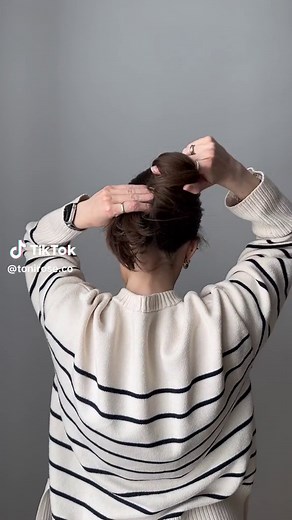 How to French Twist Your Hair With a Claw Clip