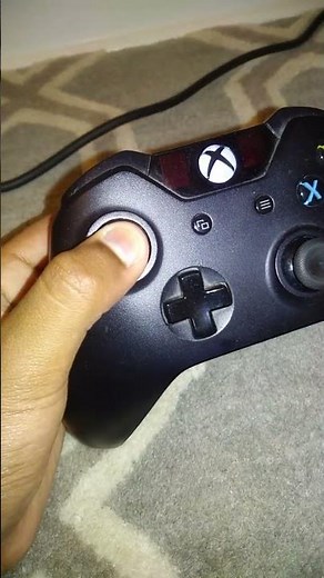 Pressing L3 on a Xbox controller