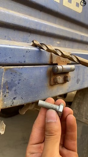 71K views · 391 reactions | Follow please 梁 #ToolReview #ToolTips #ToolHack #ToolAddict #DIYTools | Tool analysis | Facebook