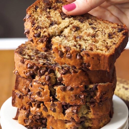 1.2M views · 5.6K reactions | Looking for something to whip up this weekend? This one-bowl banana bread is easy and perfect for a cozy night in | Tasty | Facebook