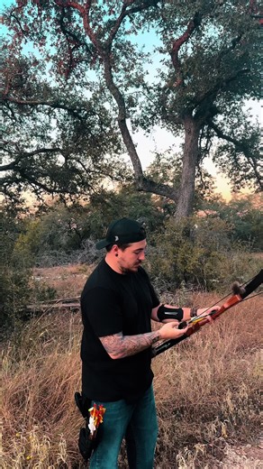 Slow Mo #bowhunting #traditionalarchery #bowhunting4life #christfollower