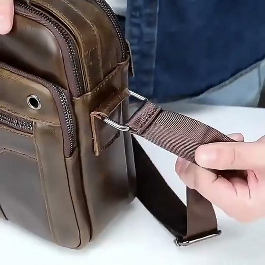 Leather Crossbody Bag 👜 Premium Retro Style for Men