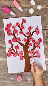 Today it's all about process art fun! 🌸 Using cotton wool balls, watered-down paint and a paint dropper, kids can add delicate pink splashes that make the blossoms look like they’re blooming right before your eyes! It’s messy, magical and full of creative joy. CRAFT IT >>> https://www.bakerross.co.uk/craft-ideas/kids/cotton-wool-painting-blossom-tree/ #BakerRoss #31daysofcrafts #januaryjoy #craftsforkids #creativekids #springcrafts #blossomtree #freecraftideas #processart #kidscrafts #preschool