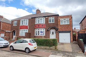 6.3K views · 52 shares | This four bedroom property in Stockton-on-Tees will make the perfect family home. The property features a spacious breakfast kitchen, as well as a generous lounge, dining room & cloakroom. If you would like to arrange a viewing, cal us on 01642 355000. https://www.michaelpoole.co.uk/properties/11048413/sales | Michael Poole Estate & Lettings Agents | Facebook