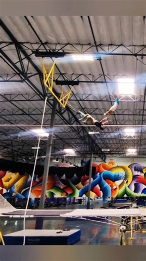 Training days #flyingtrapeze #shorts #acrobatics