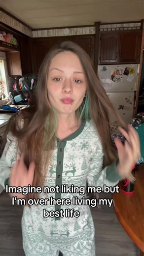 Our morning dances are the best #livingmybestlife #momlife