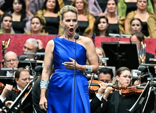 Vienna State Opera opens season with free, all-star gala concert