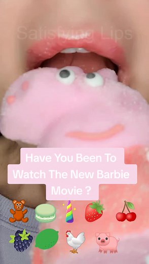 ASMR Satisfying! Have You Watched The New Barbie Movie 🎬 #asmrfood #Barbie #satisfyinglips
