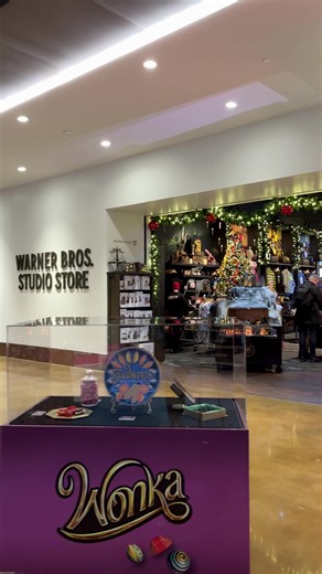 Step into a world of pure imagination at the #WBStudioStore. Which nostalgic @wonkamovie candy would you want to try?🍭