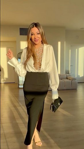 Styling the most stunning body chain 🌸🎀#ootdguide #fashionideas #styleafter50 #causloutfits