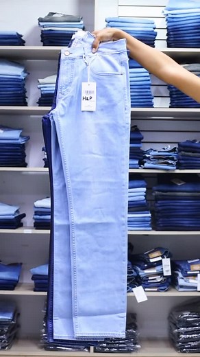 🔴⚫¡𝐄𝐋 𝐁𝐋𝐀𝐂𝐊 𝐅𝐑𝐈𝐃𝐀𝐘 𝐋𝐋𝐄𝐆𝐎́ 𝐚 𝐥𝐚 𝐭𝐢𝐞𝐧𝐝𝐚❗ desde el 19 hasta el 30 de nov. del 2025 🔴⚫ Precio: ❌ Antes Bs. 390 ✅ AHORA Bs. 350 Jeans Marca H&P ——————————— 🚚Hacemos envíos a nivel nacional 🛵Delivery en Santa Cruz y Cochabamba » Escríbenos al whatsapp dale click a éste enlace: https://wa.me/message/5JAWZ5SLCOTWB1 -— » Catálogo virtual: https://modahp.com/ ___________________________________ ✅ 𝑫𝒊𝒓𝒆𝒄𝒄𝒊𝒐́𝒏 𝒆𝒏 𝑺𝒂𝒏𝒕𝒂 𝑪𝒓𝒖𝒛 #CentroComercialNorte 3er Anillo i