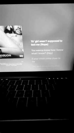 Posed to be . #posttobe #jheneaiko #chrisbrown #fyp #lyrics