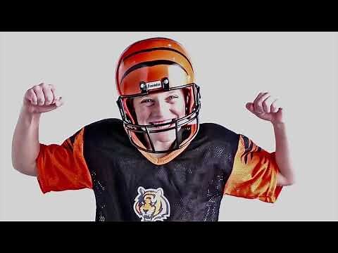 Franklin Sports Deluxe NFL-Style Youth Uniform – NFL Kids Helmet, Jersey, Pants, Chinstrap a Reviews