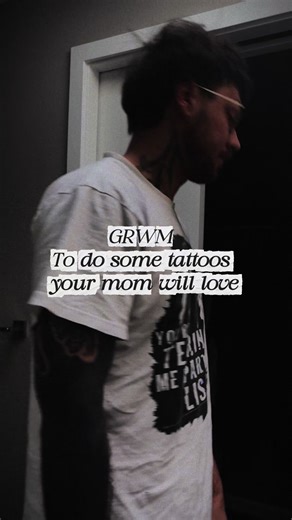 Exploring Blackwork Tattoos: Seattle's Unique Artistry