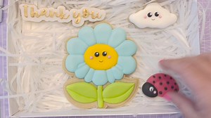 Last day of term! Time for summer holidays. I made boxes of iced biscuits for our daughters’ teachers this week for their thank you gifts. . Here’s a little clip of me adding the finishing touches and packing a box. I decided on a summery, cute, kawaii theme for the boxes this year. Looking forward to weeks of no rushing around in the mornings 😂 #thankyou #thank #ThankYouTeachers #thankyouteachers #thankyouteachergift #thankyouteacher #cookies #biscuits #biscuitdecorating #iced #icedcookies #ic