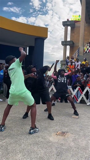 Yano Lyrics School/ Campus Tour: Shandesh performing at Vaal University of Technology😭😭😭