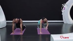 Starke Arme mit Detlef D! Soosts 10-Minuten-Workout. Der #CoronaCare-Coach zeigt Ihnen einfache Übungen für Ihr Wohnzimmer. Im großen Glücks-Workout für Deutschland zeigen dir der Fitness-Coach und Motivations-Trainer Detlef D! Soost und Kate Hall, wie du fit und glücklich durch die Corona-Krise kommst. Hier findest du mehr zu Detlef D! Soost: https://www.facebook.com/pg/detlefdsoost/ Hier findest du mehr zu Kate Hall: https://www.instagram.com/katehallfitness/ | FOCUS online