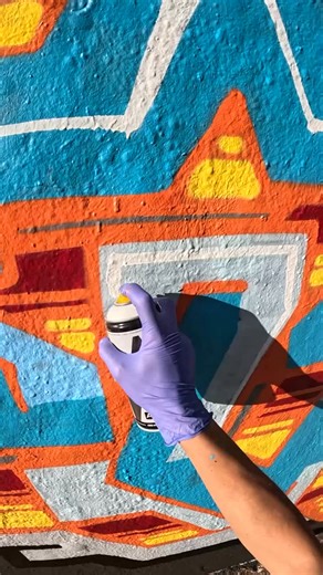 RESAKS GRAFFITI on Instagram: "Wild Style Graffiti Alphabet | Letter T🔥 Resaks . Letter T of The New WildStyle Graffiti Alphabet project. The idea of the project is to upload visual content letter by letter until the alphabet is completed. I hope you like it and that it helps you develop new ideas, I certainly loved doing it! . GALLERY SHOP ➡️ LINK IN BIO www.resaksgraffiti.com . Spray Paint from @akagraffiti 🇪🇸🇵🇹 🇫🇷 🇩🇪 5% DISCOUNT CODE: RESAKAS . . . . . . #Graffiti #SprayPaint #Graffi