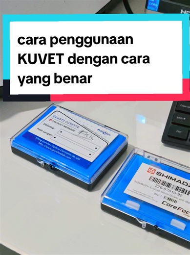 oke untuk kalian para peneliti, para anak2 skripsi dan semua nya , perhatikam cara penggunaan kuvet pada spektrofotometri UV Vis shimadzu #uds #pharmacy #fyp #fyppppppppppppppppppppppp #fypシ @Universitas dr. Soebandi
