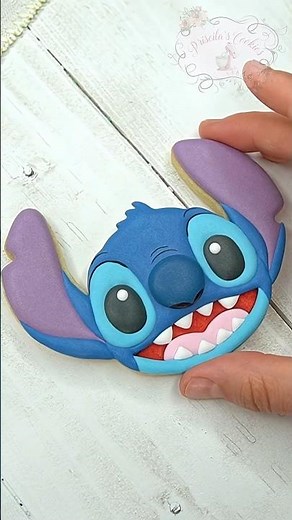 Galleta Stitch decorada con Royal Icing I Stitch decorated cookie - Priscila's Cookies