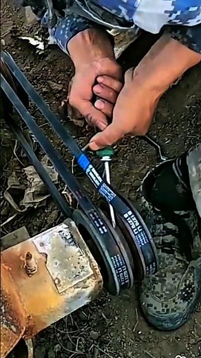 Fixing and Tightening Engine V-Belt on Pulley | Quick Mechanical Repair 🔧 #shorts
