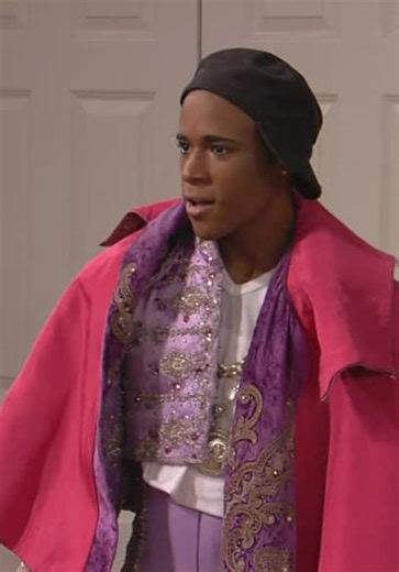 The First Family S01:E05 - The First Embarrassment & The First Triangle