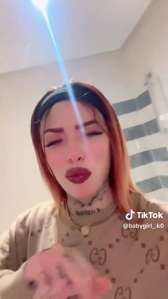 F mokhi enty 3aycha hekya ghriba ❤️‍🩹 #videoviral #beauty #tik_tok #fyp #فيديوهاتي_تصاميمي🎶🎬 #تونس🇹🇳 #مغرب #ليبيا #crimanal #tattoo #samara #freesamara @Samara